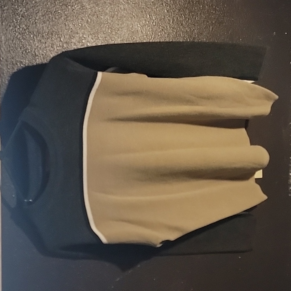 VINTAGE SWEATER